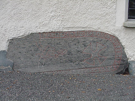 Den märkliga stenen i Täby kyrka